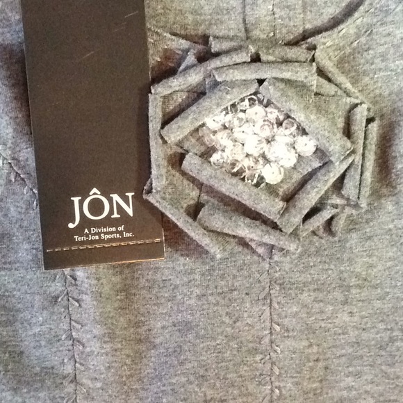 Teri Jon Jeweled Grey Top - Picture 3 of 3